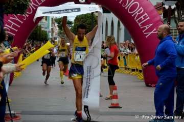 El teldense Saúl Castro gana con autoridad la XXX Carrera Popular Paco Artiles (Foto Francisco Javier Santana y TA)